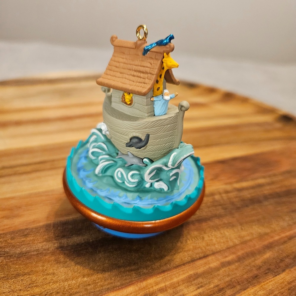 NIB vintage Hallmark Keepsake Ornament 1996 Jolly Wolly‎ Ark Ken Crow Noah's Ark - Picture 5 of 10